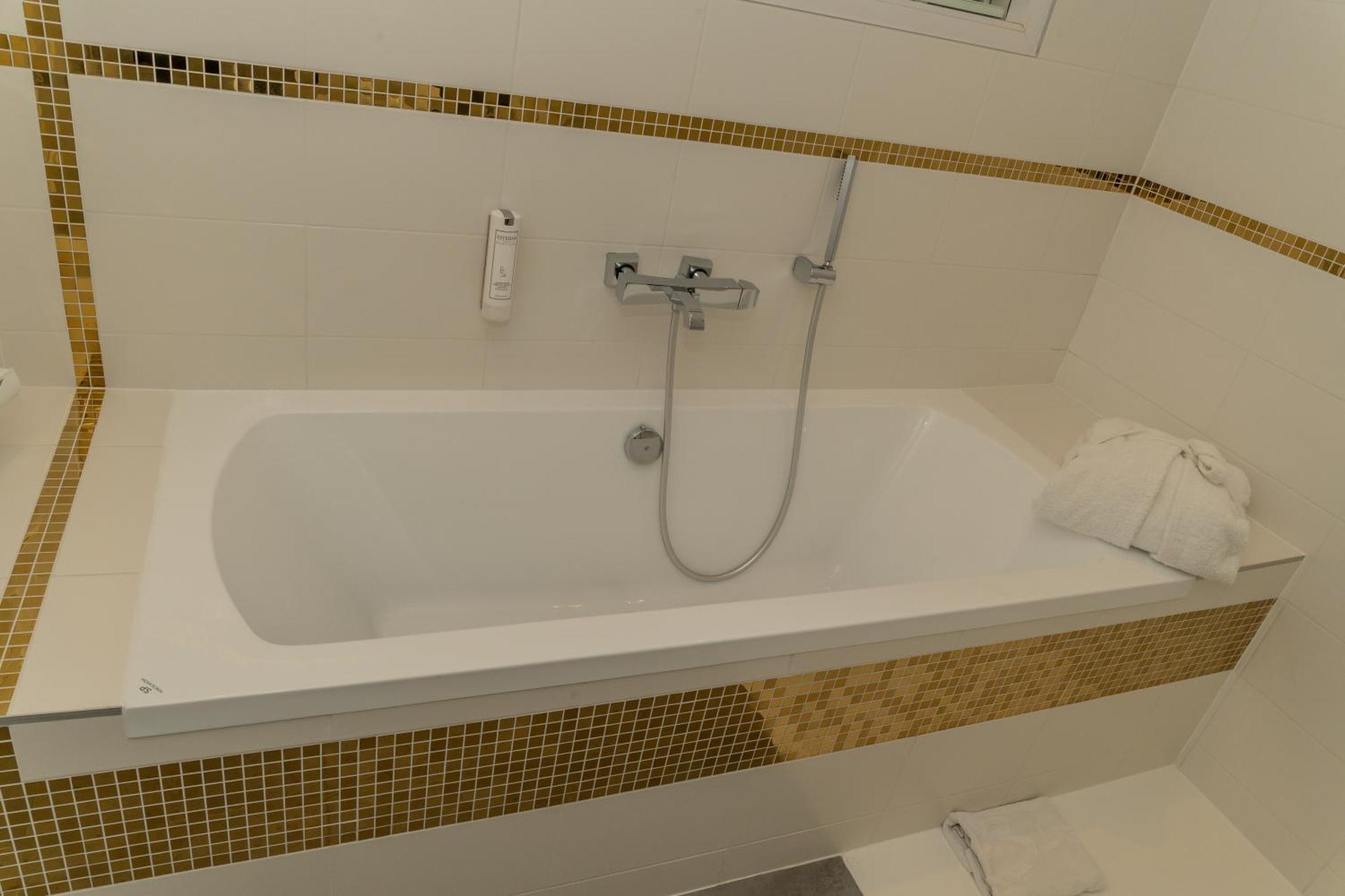 Les 3 Lieux Hotel Les Ponts-de-Cé